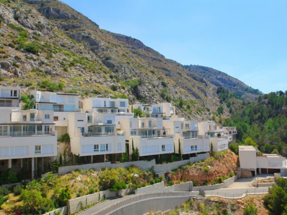 Blanc Altea Homes