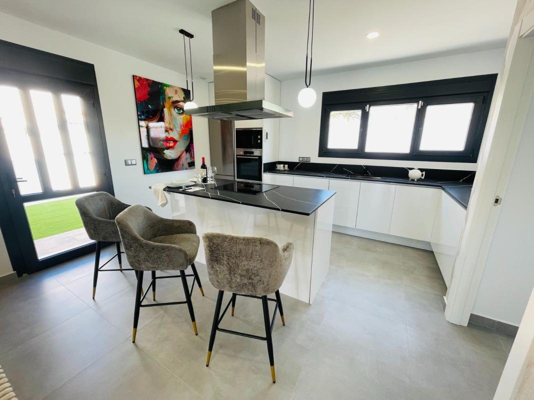 01KATHNV3Z17915BQHGW18V5EE-medium Twins villas