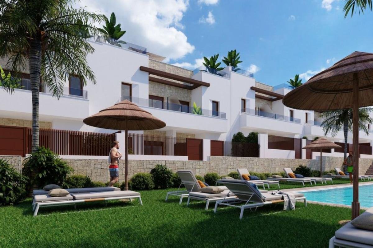 01KBHXNYKW9YJY8NYHX2ZD9D6C-medium Vistabella Plaza Casa Oranger