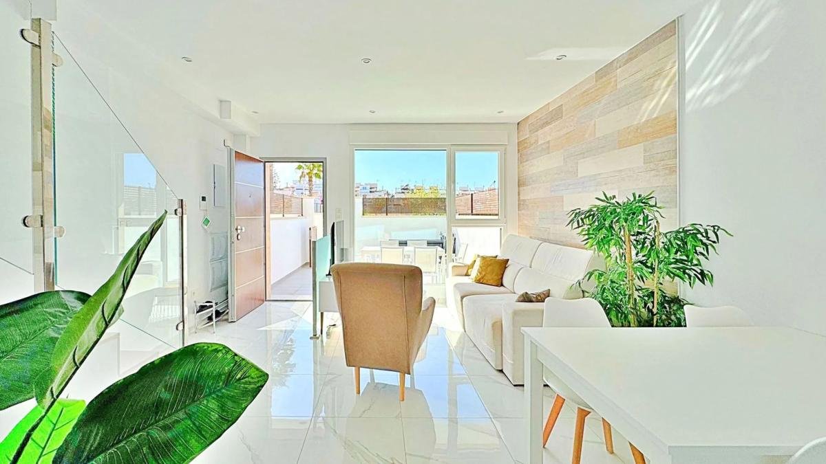 property-388296-13-medium Chalet adosado en calle Teide, 2 Ref. Nº NSMB-482370