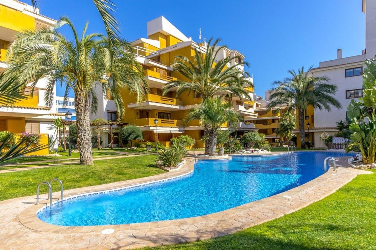 property-527125-1-medium Piso en Punta Prima, Torrevieja Ref. Nº NSMB-532227