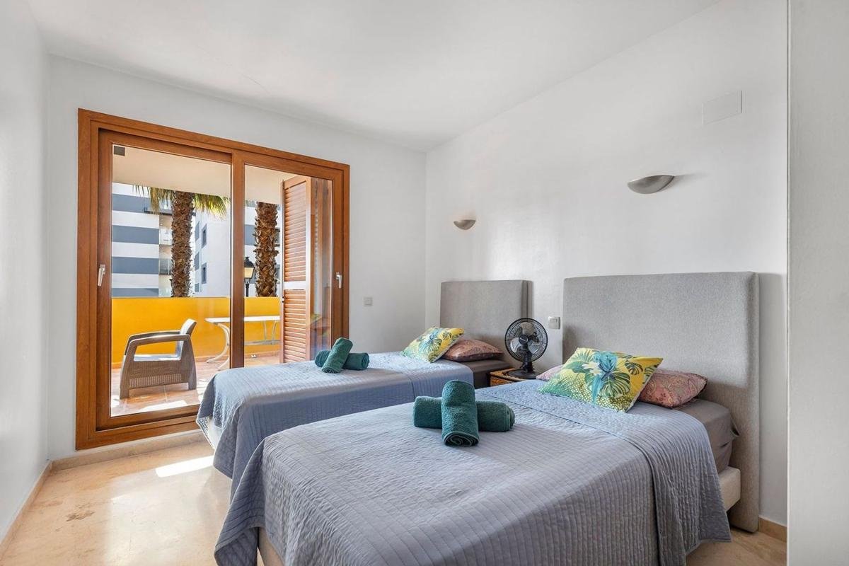 property-527125-19-medium Piso en Punta Prima, Torrevieja Ref. Nº NSMB-532227