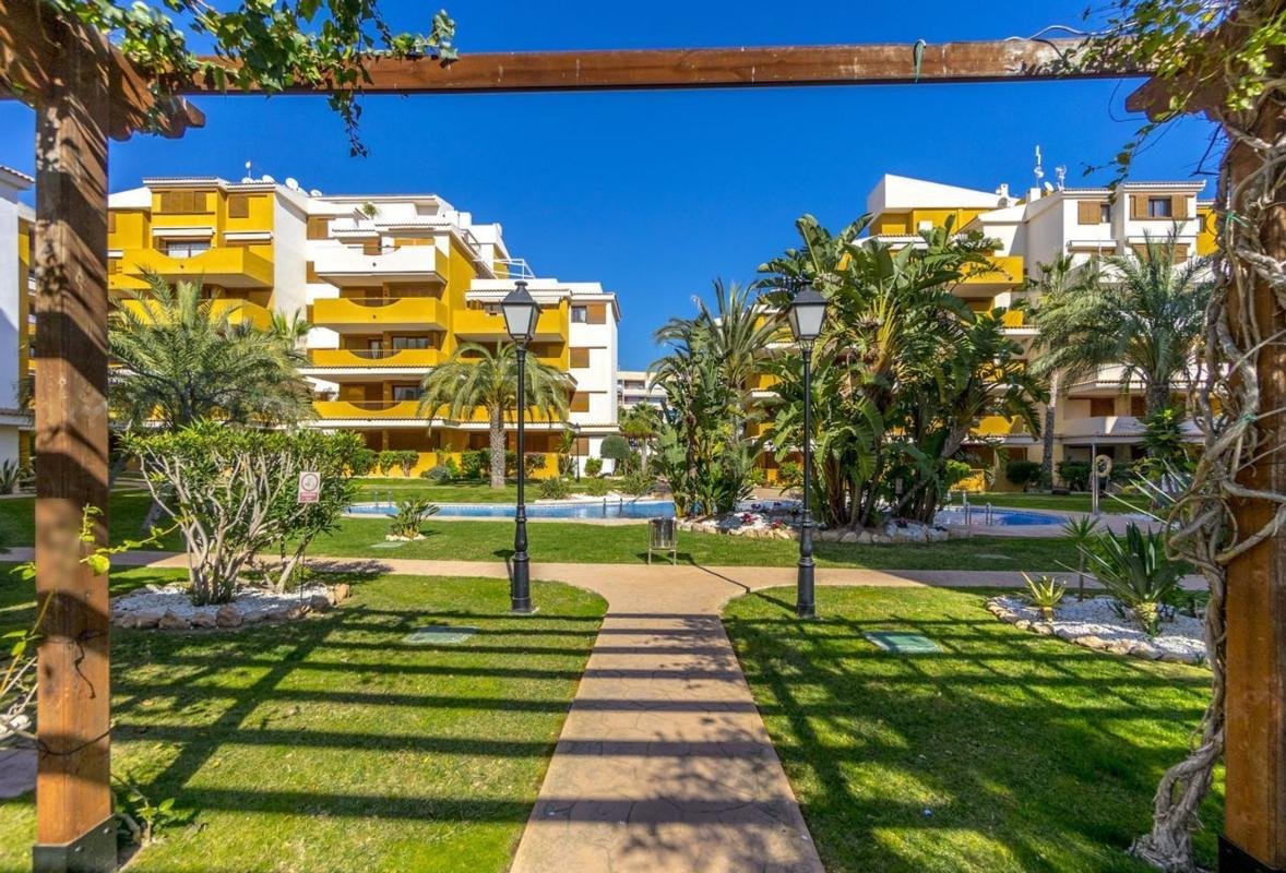 property-527125-27-medium Piso en Punta Prima, Torrevieja Ref. Nº NSMB-532227