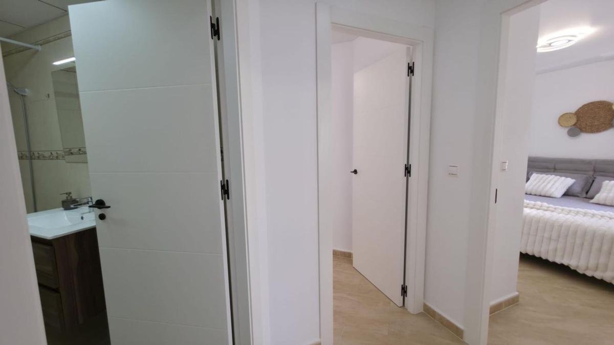 property-560106-15-medium Piso en Centro – Muelle Pesquero, Torrevieja Ref. Nº NSMB-560279