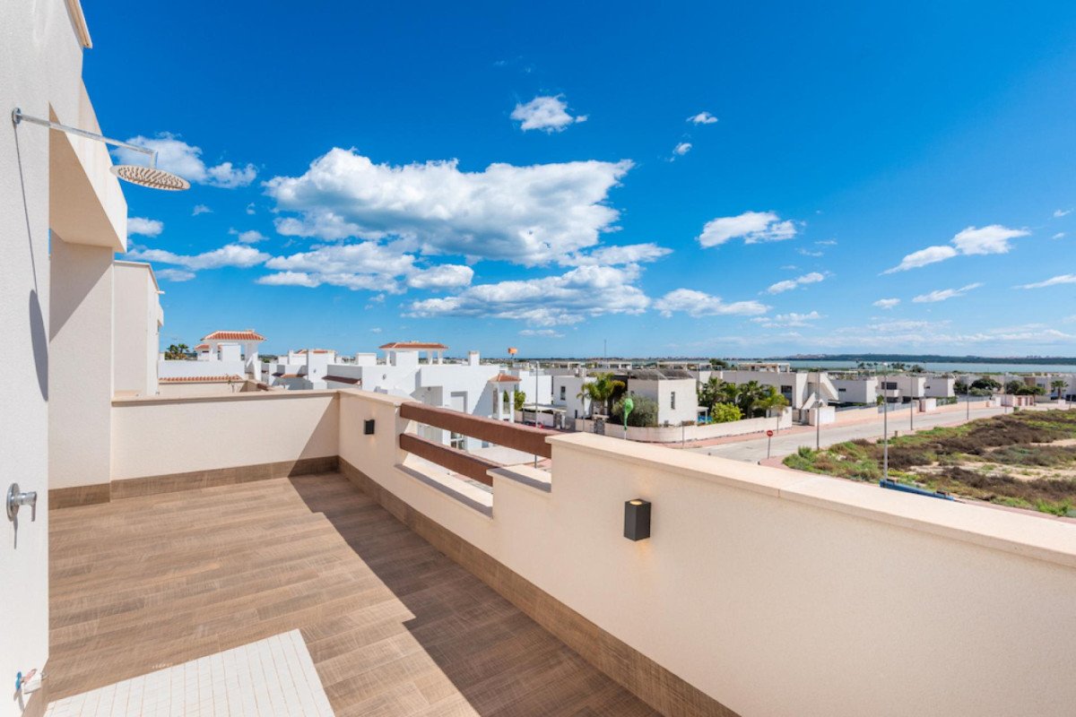 01HRVX96CZ54YAMEM7YGY7JV67-medium Residencial Laguna Azul Ref. Nº NSMB-59929