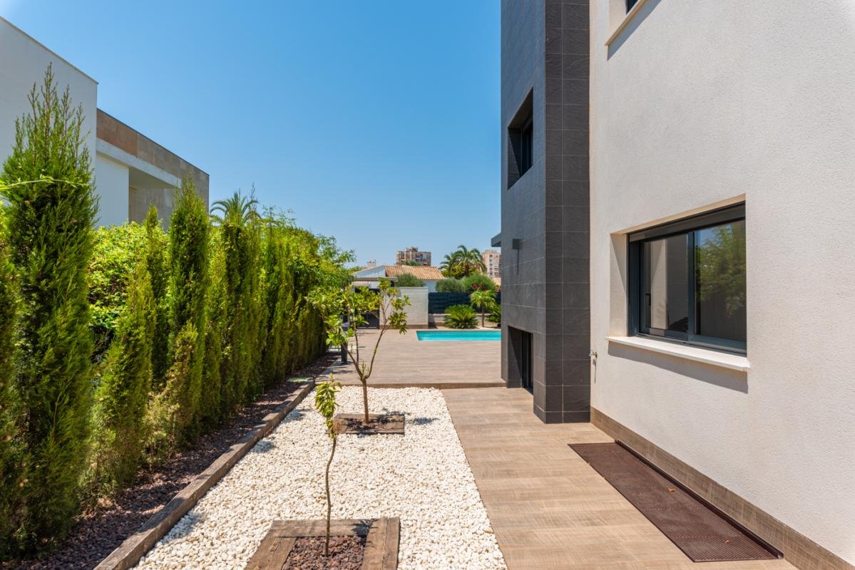 01JVBWZE1NERZZ2T87AEQVXNHZ-medium Villas del Mar FII – Mar Menor La Manga Ref. Nº NSMB-332596