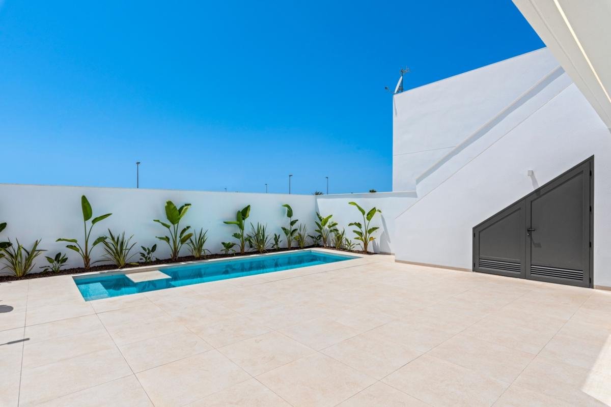 01KGKVTQ69TQWWYK2HQYWRSC23-medium Villas Alejandra XIV ID SMB460123