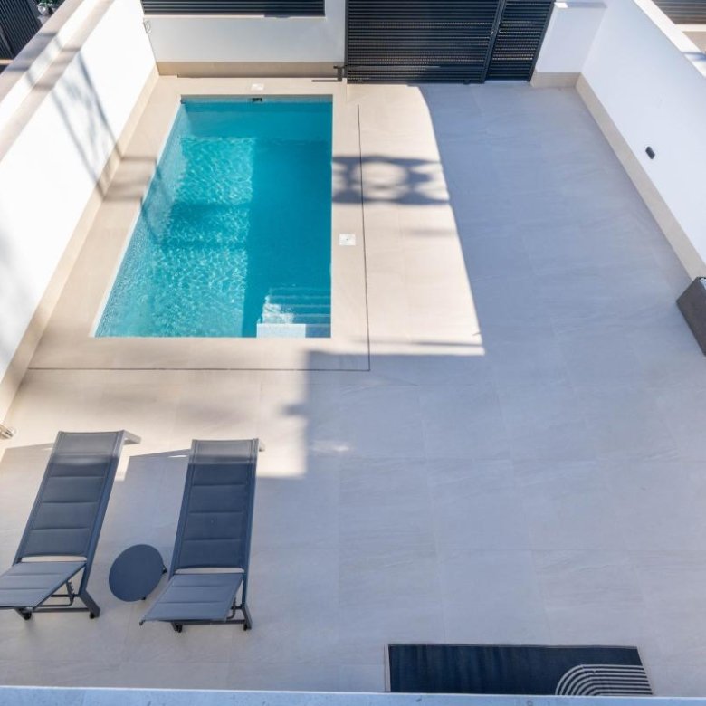 ALTOS LUXURY viila delujo ID SMB471168