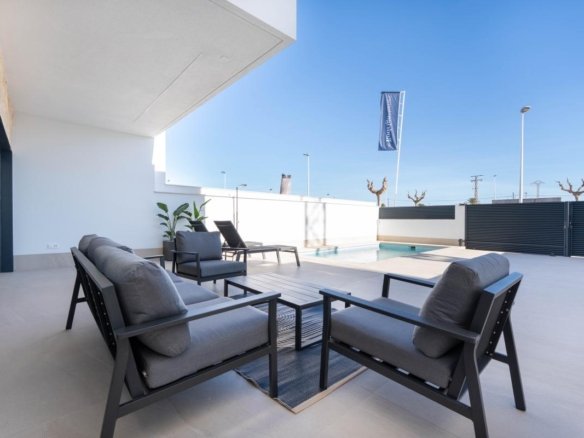 ALTOS LUXURY viila delujo ID SMB471168