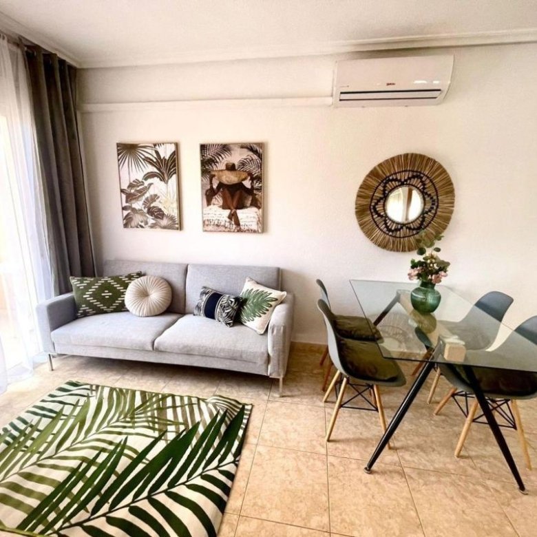 Piso en Calle San Emigdio, El Molino, Torrevieja ID SMB566812