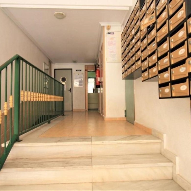 Piso en Calle San Emigdio, El Molino, Torrevieja ID SMB566812