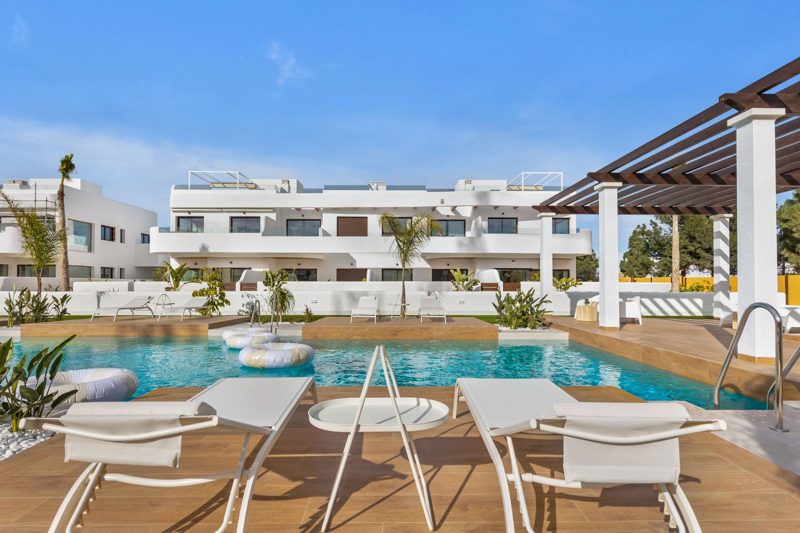 Apartamentos con Vistas a Campo De Golf