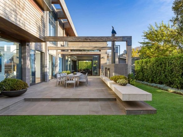 Villa con Piscina Infinita
