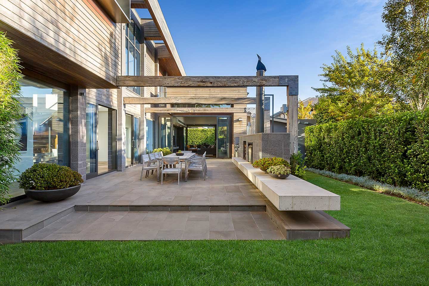 Villa con Piscina Infinita