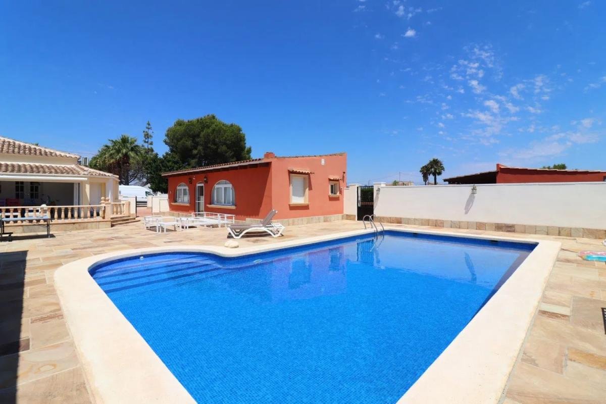 property-163364-17-medium Casa independiente
