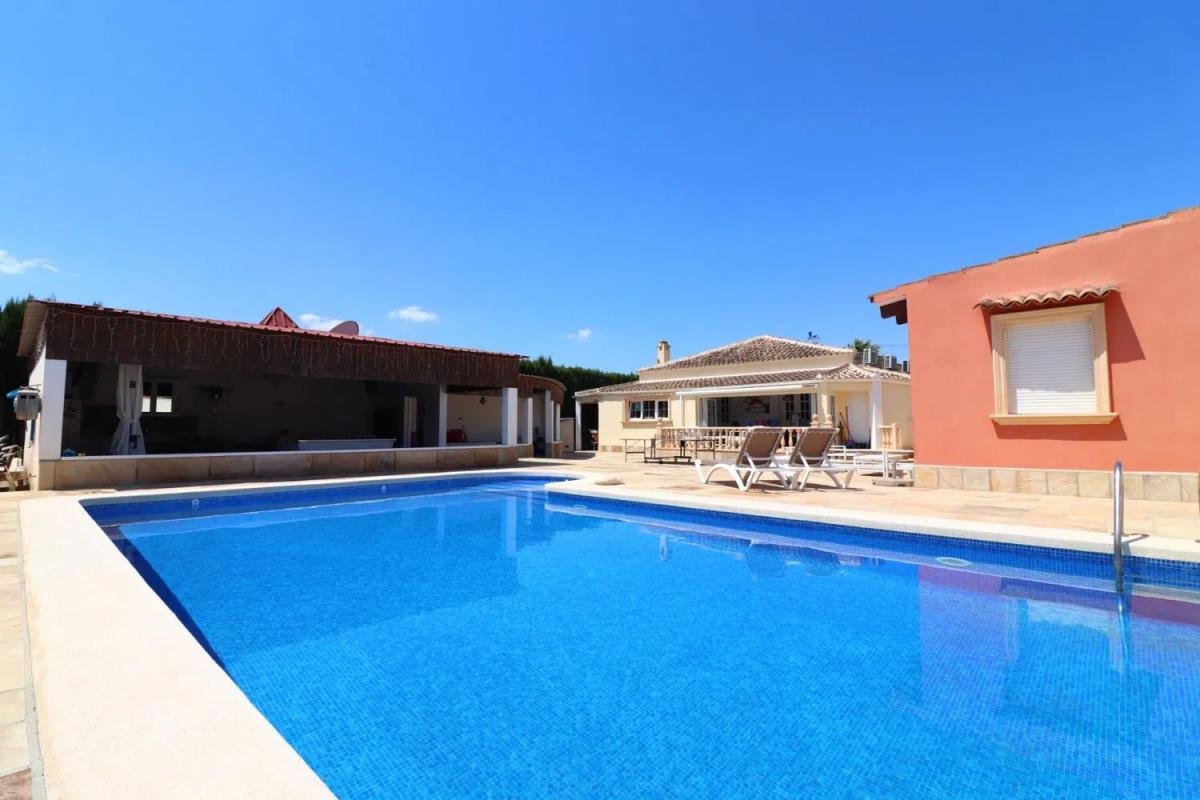 property-163364-3-medium Casa independiente