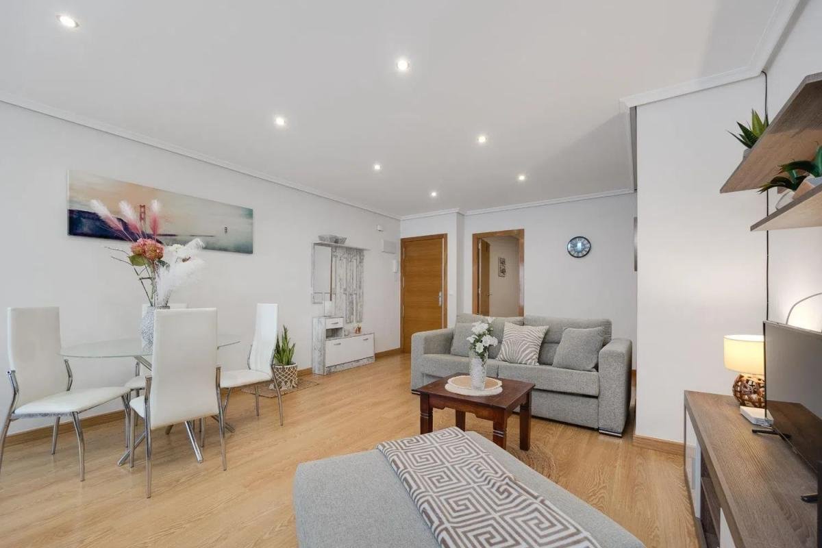 property-175980-3-medium Piso en calle Joven Pura, 10