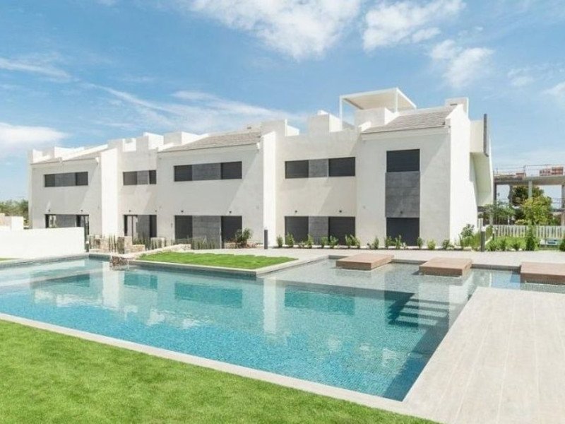property-24011-4-medium Balcón de la Laguna
