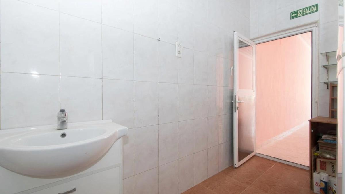 property-321455-2-medium Local en carretera del Torrejón