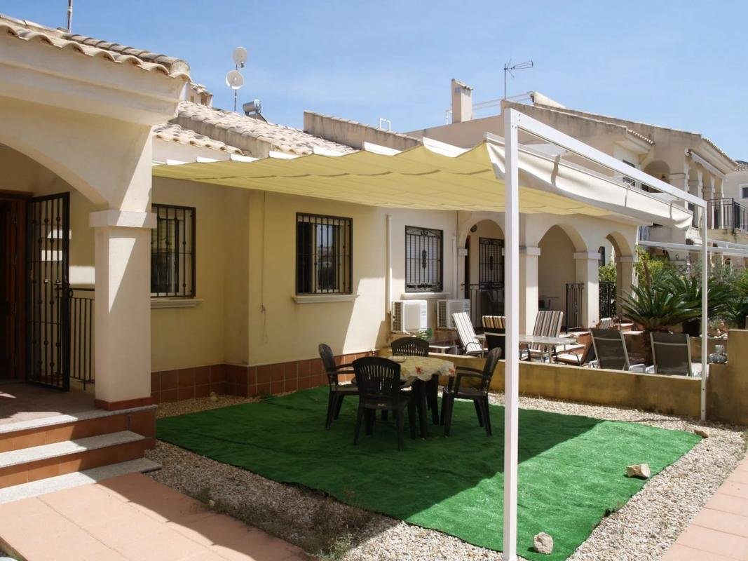 Chalet en Urbanizaciones