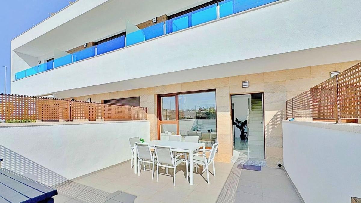 property-388296-3-medium Chalet adosado en calle Teide, 2