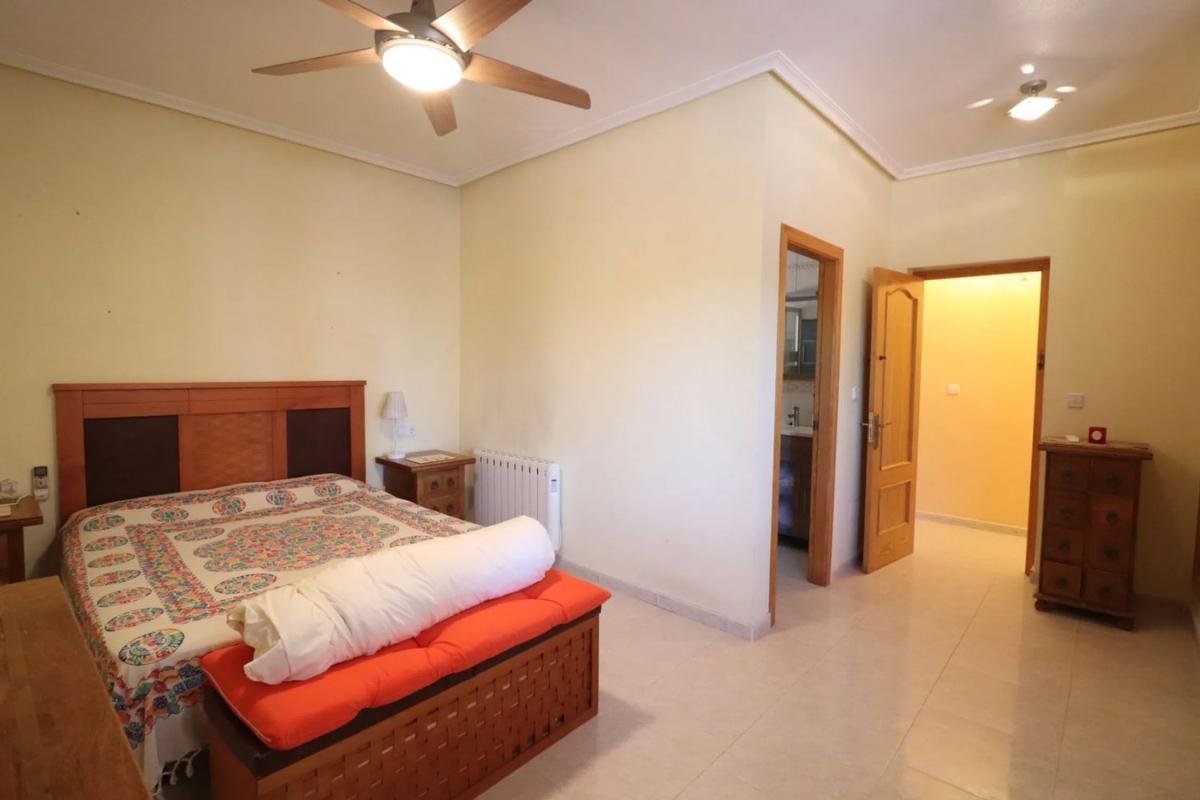 property-401060-16-medium Casa independiente