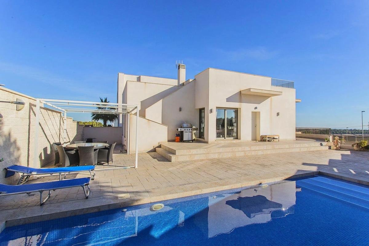 property-402454-1-medium Casa independiente