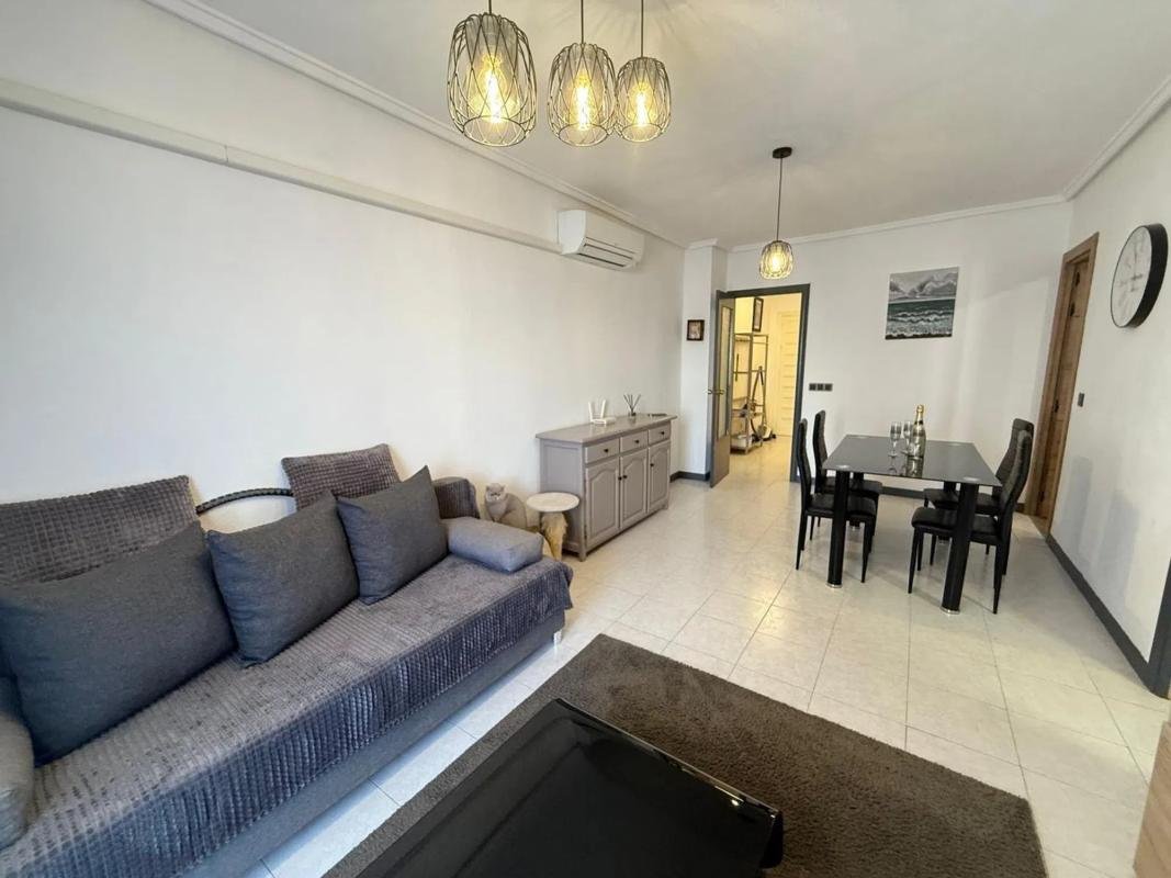 property-406038-3-medium Piso en calle Joaquín Chapaprieta
