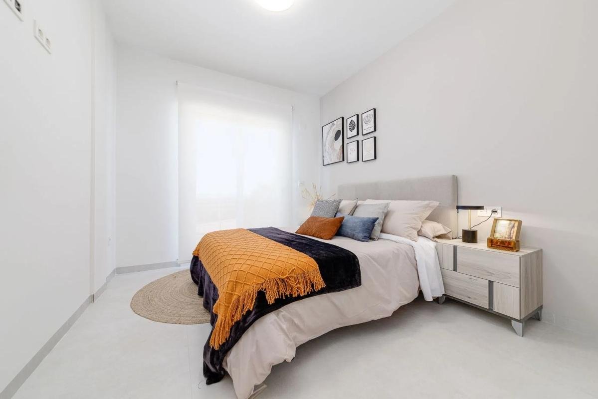 property-424065-19-medium Piso en Urbanizaciones