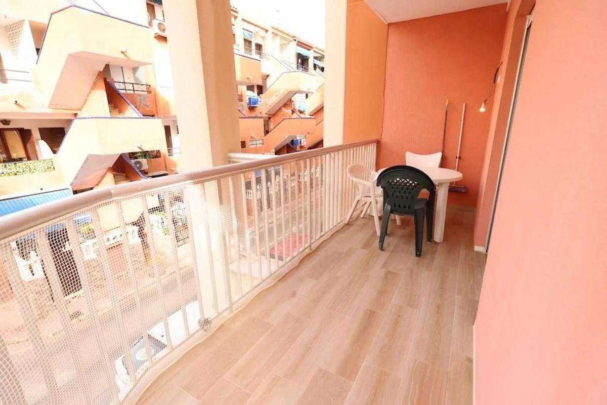 property-426488-3-medium Piso en carretera de la Mata