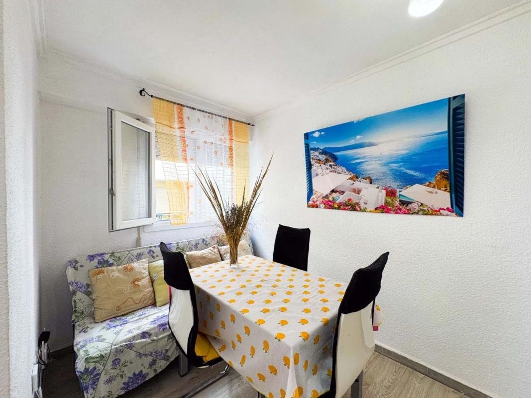 property-432679-3-medium Piso en calle San Julián
