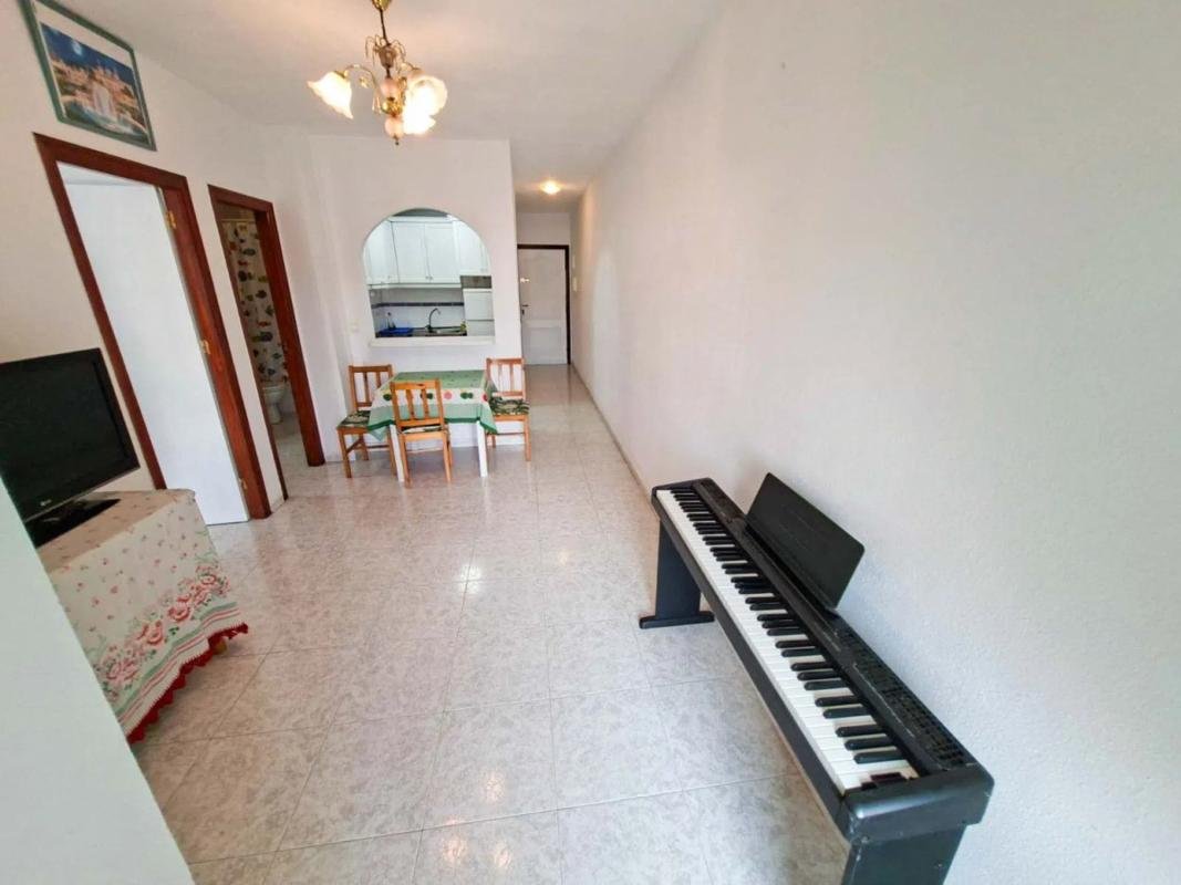 property-434748-1-medium Piso en calle Patricio Zammit