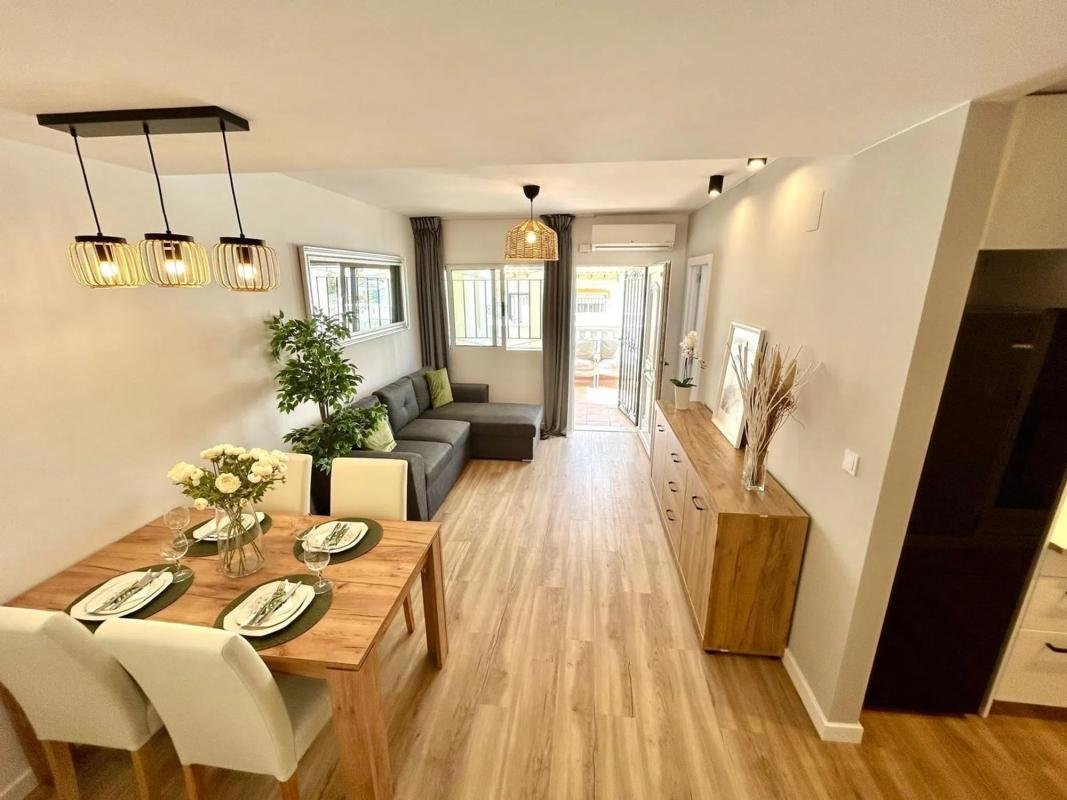 property-435858-1-medium Chalet en Barrio Los Balcones y los Altos