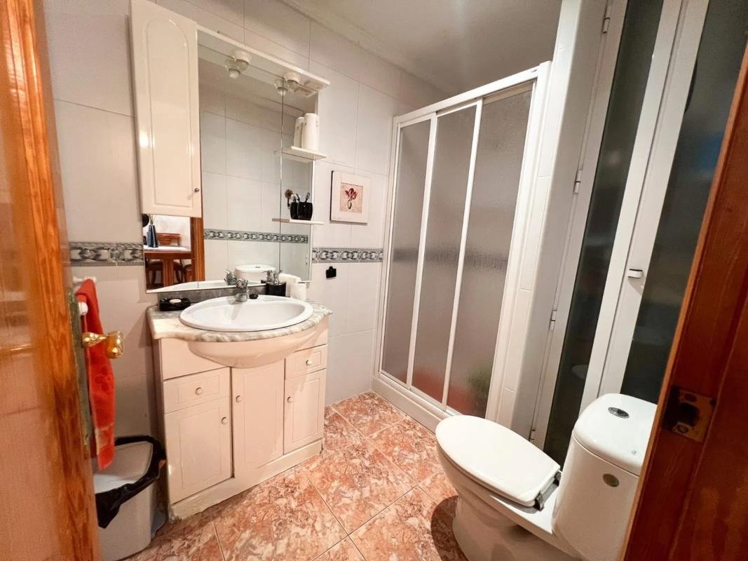 property-452555-11-medium Piso en calle Jorge Juan, 1
