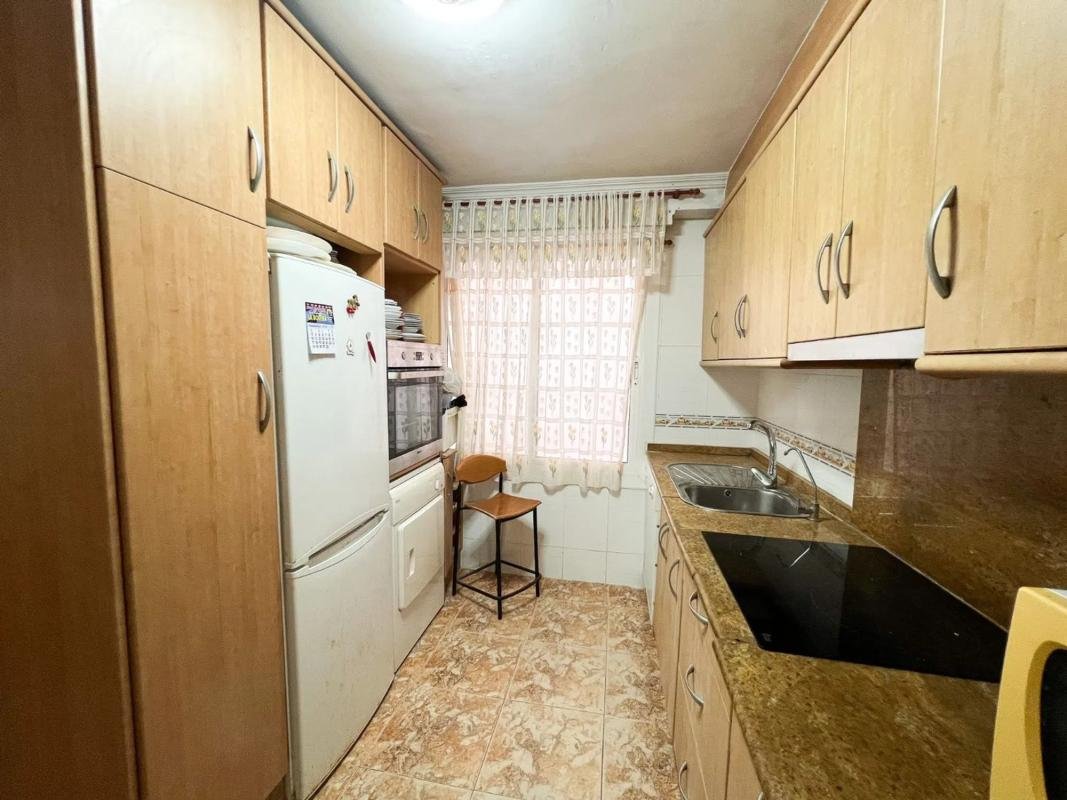 property-452555-13-medium Piso en calle Jorge Juan, 1