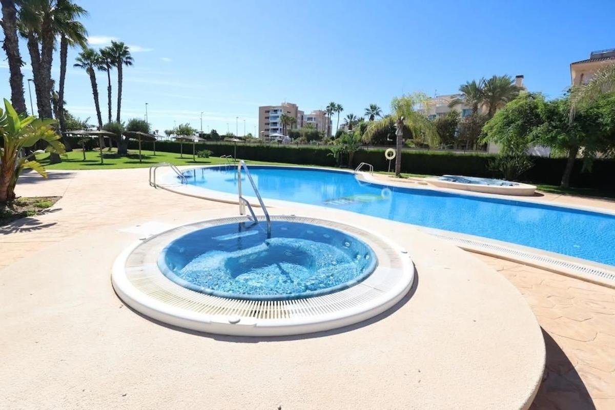 property-463041-24-medium Ático en calle Federico García Lorca