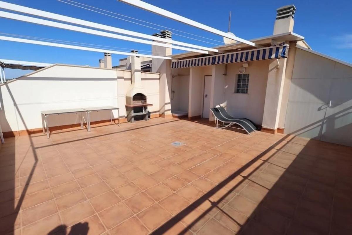 property-463041-28-medium Ático en calle Federico García Lorca