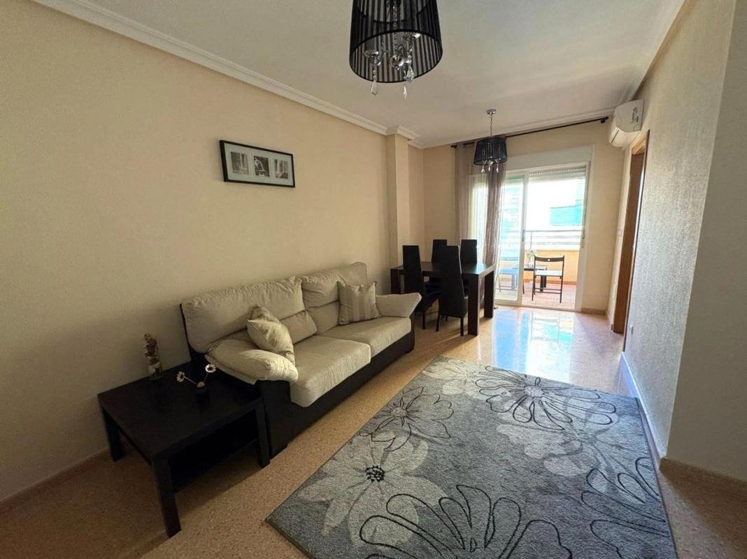 property-464064-1-medium Piso en calle San Pascual