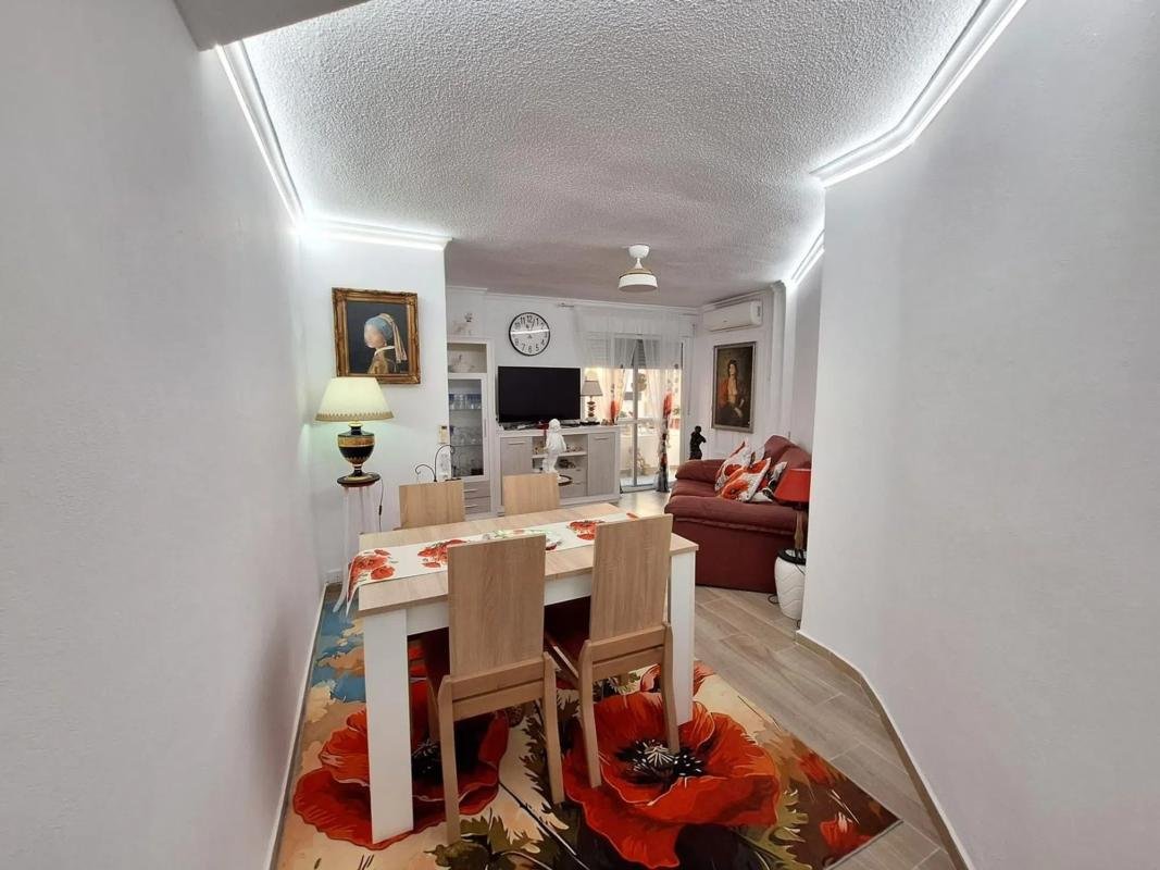 property-465256-3-medium Piso en calle Bergantin