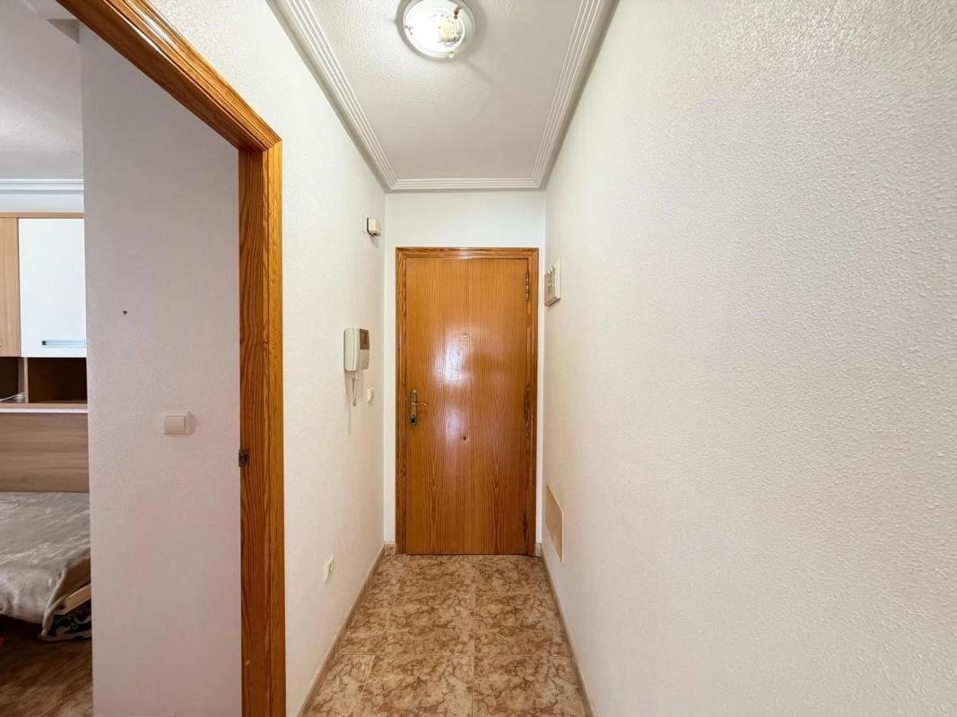 property-465257-2-medium Piso en calle la Sal