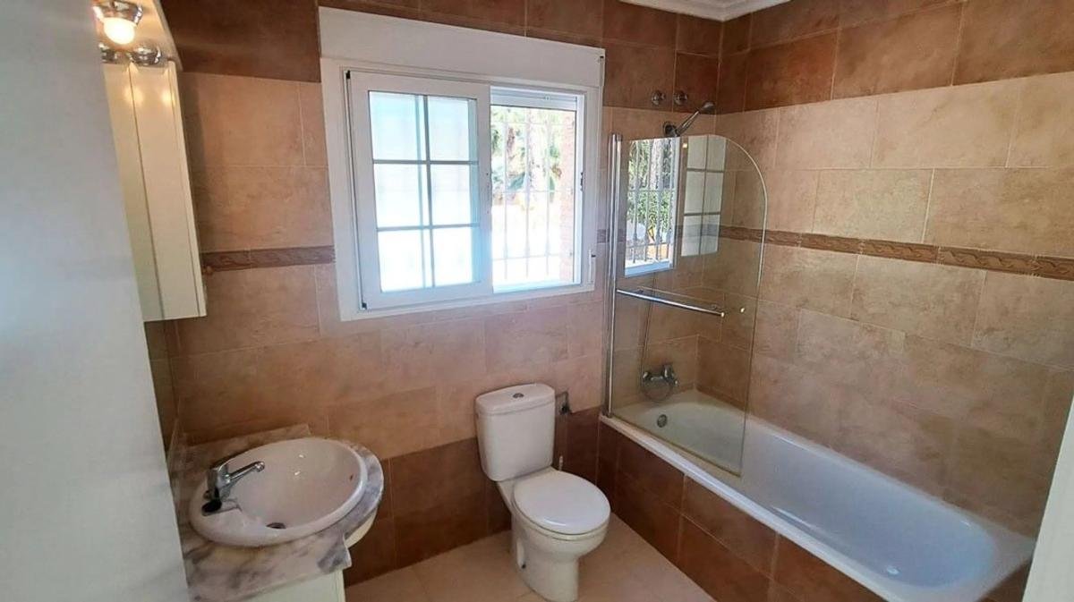 property-466683-13-medium Casa independiente