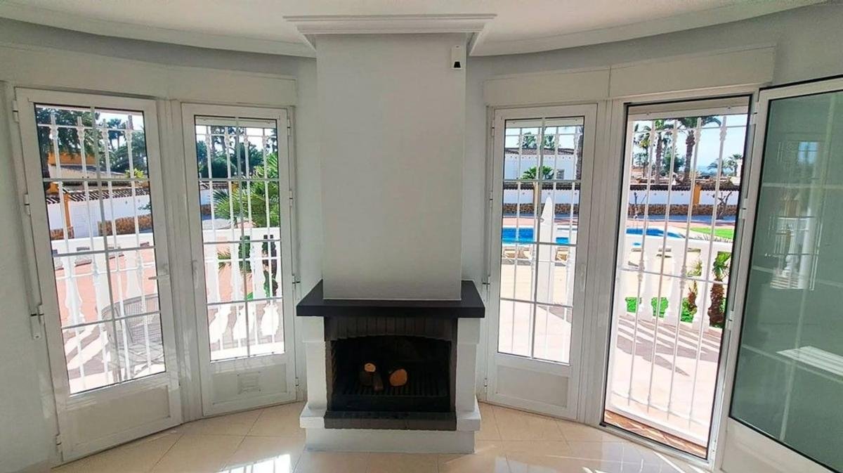property-466683-5-medium Casa independiente