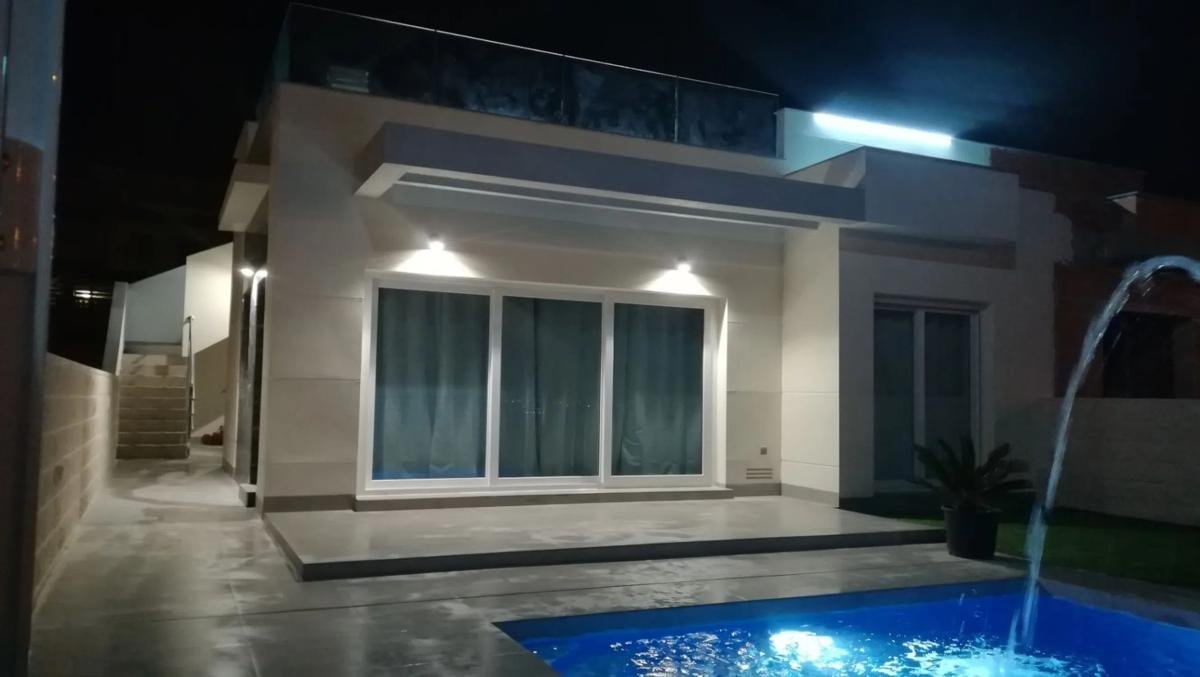 property-467042-10-medium Chalet en calle Clavellina