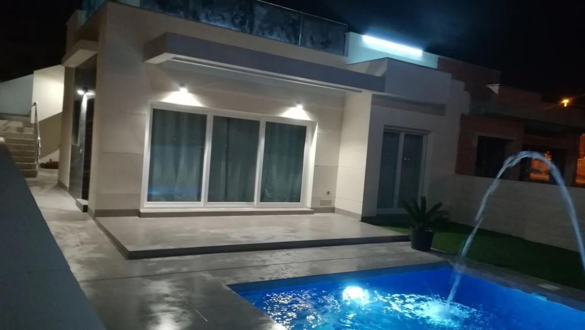 property-467042-13-medium Chalet en calle Clavellina