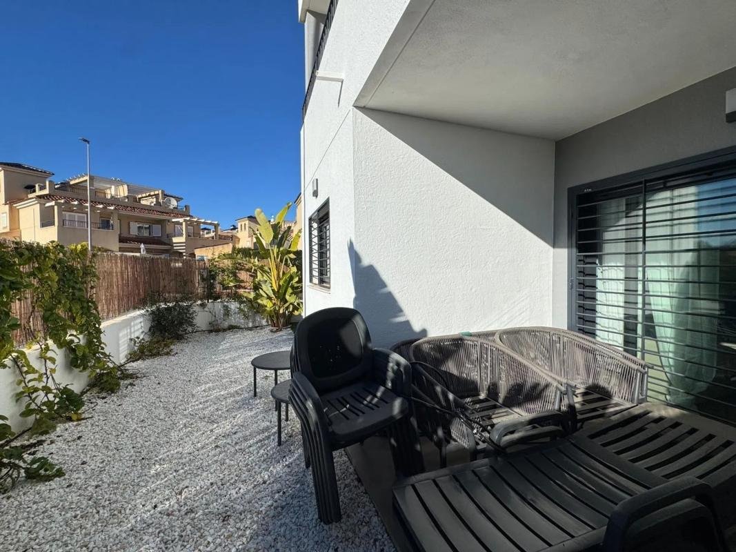 property-468333-18-medium Piso en calle Río Esla