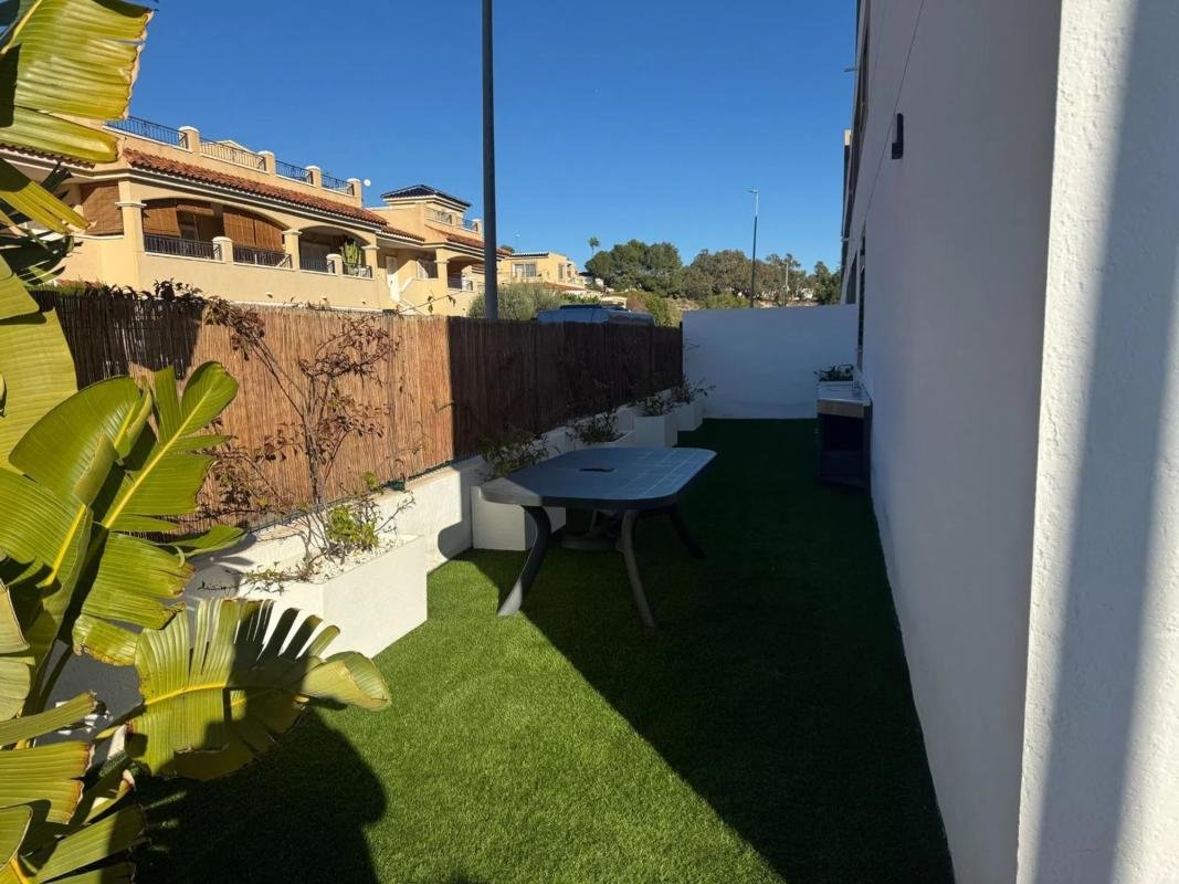 property-468333-19-medium Piso en calle Río Esla