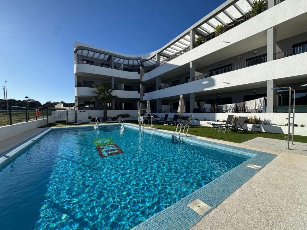 property-468333-3-medium Piso en calle Río Esla