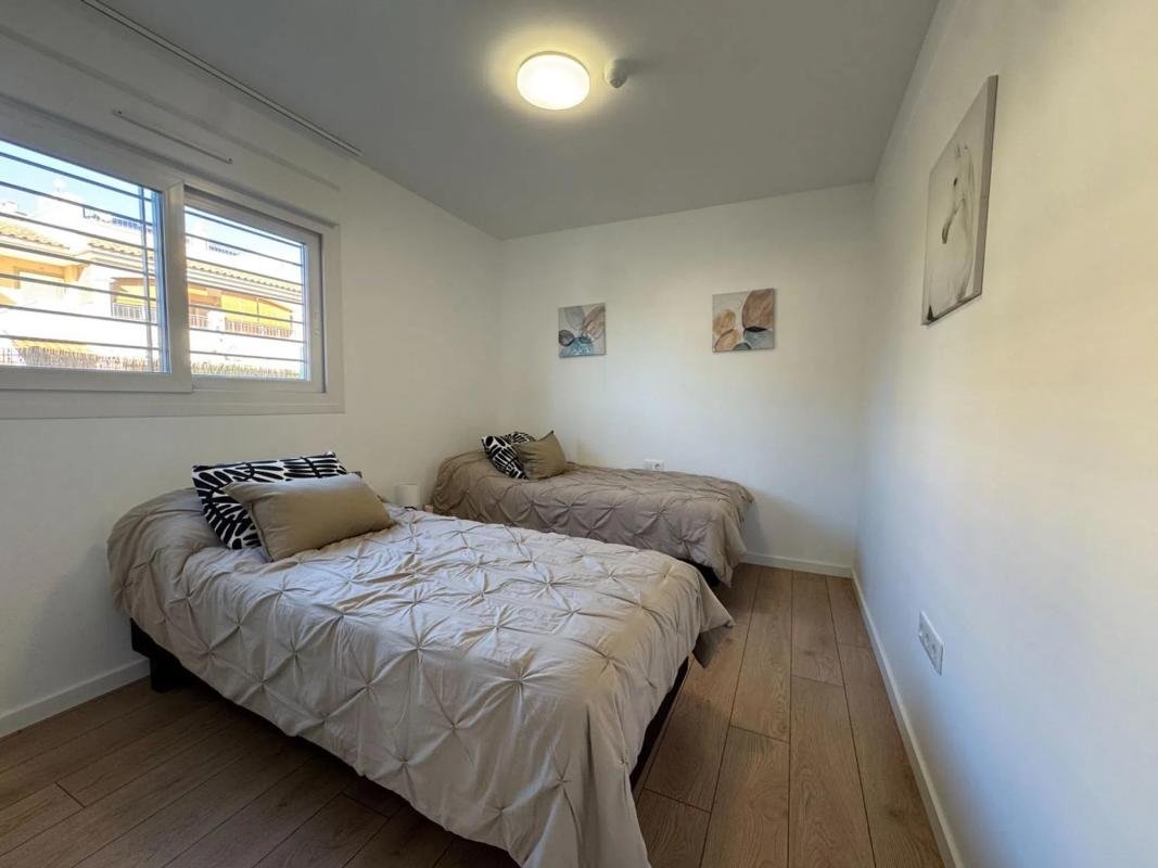 property-468333-8-medium Piso en calle Río Esla