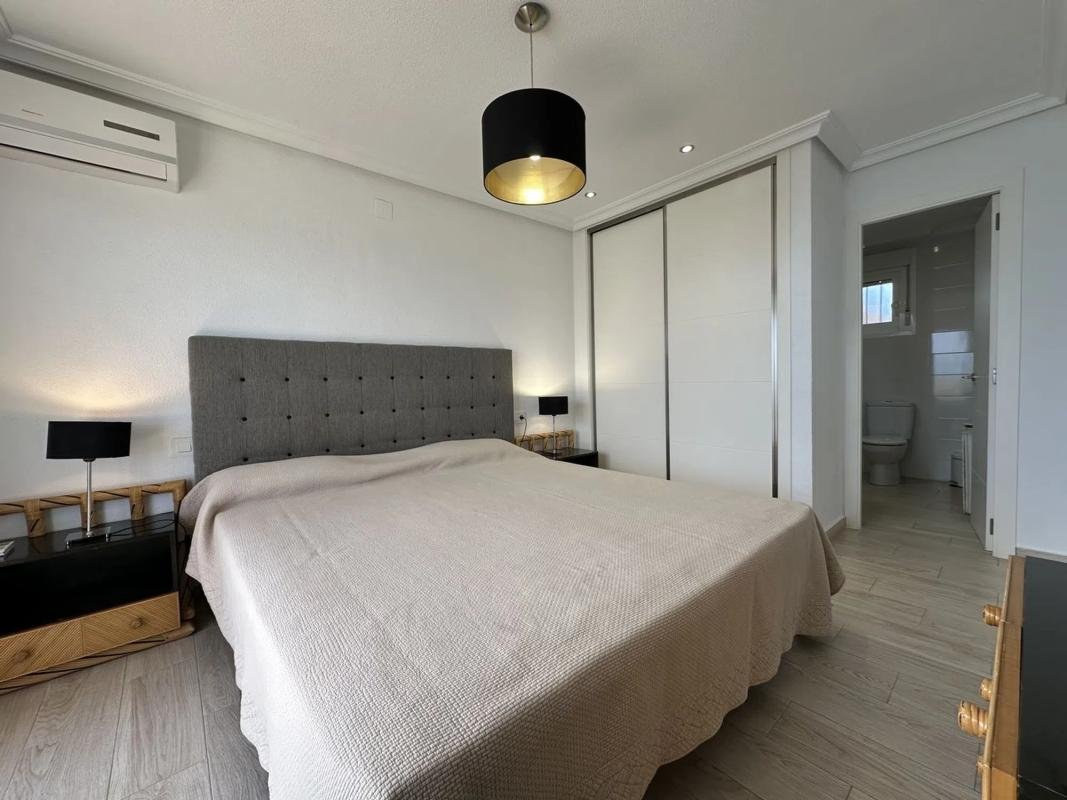 property-468337-16-medium Piso en mil palmeras playa