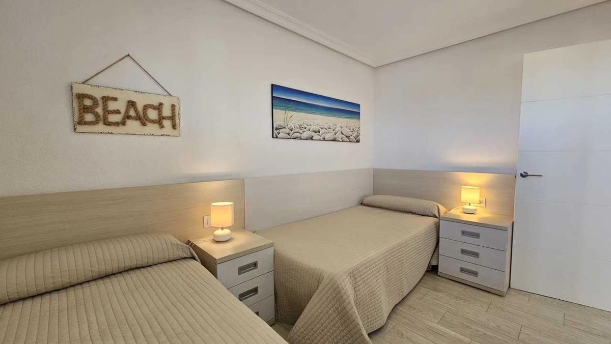 property-468337-21-medium Piso en mil palmeras playa